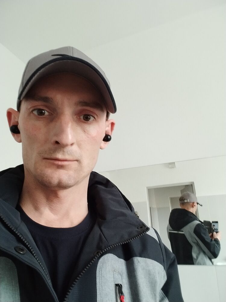  34249438  , 35 ,    