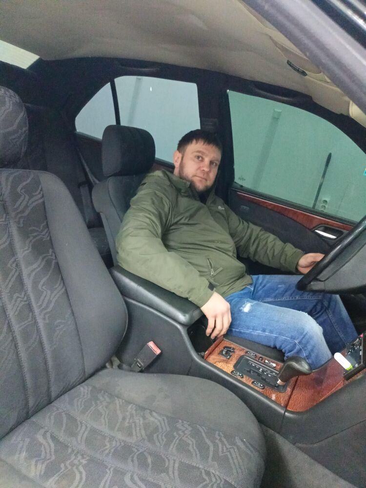 ���� 25890628 ������� ����, 34 ����, ���� ���������� � ������