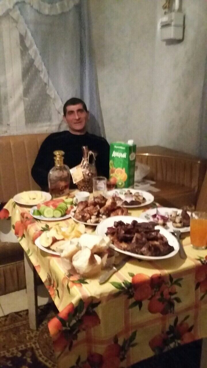  44817228  , 52 ,    