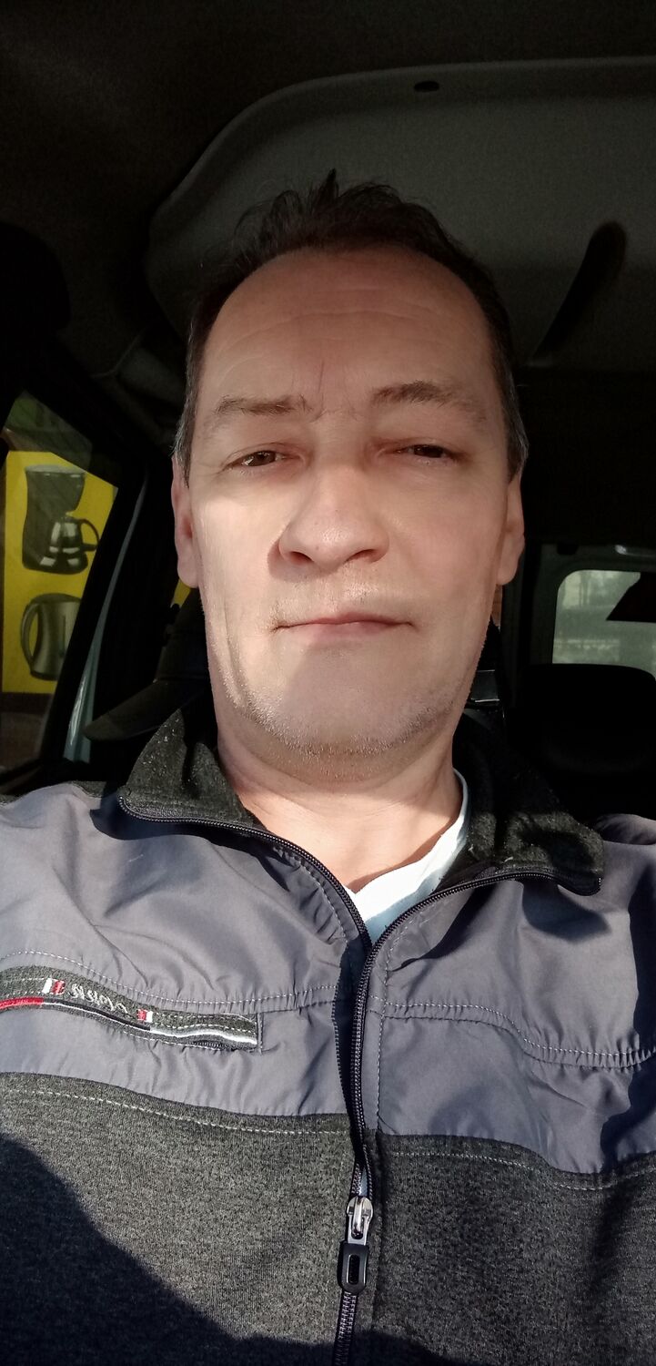  48581578  , 53 ,    
