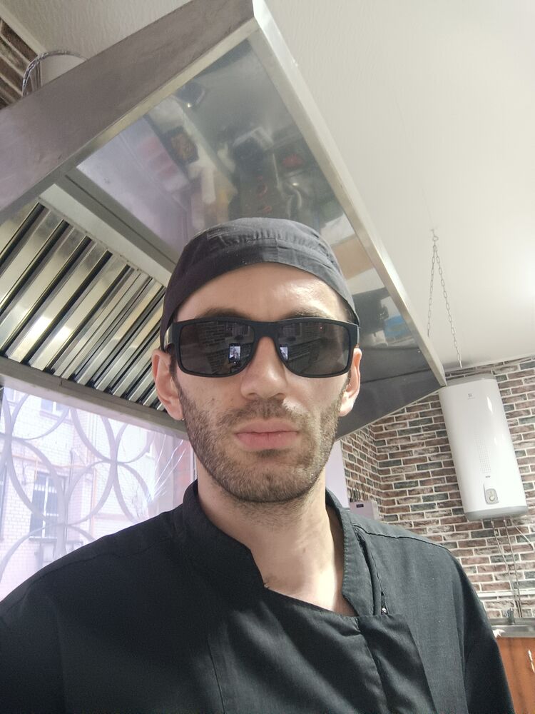  43660228  , 34 ,    