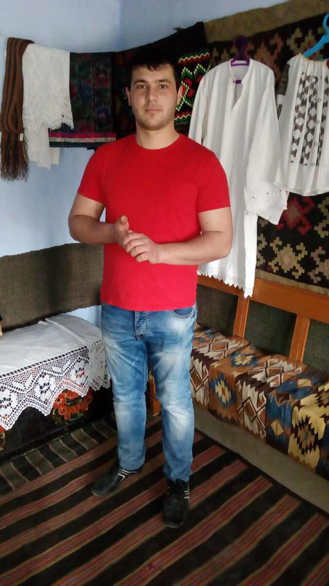  ,   Vitalie, 31 ,   