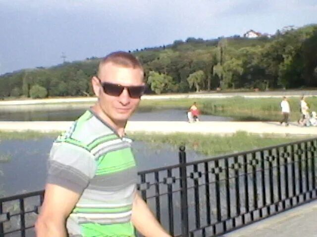  ,   Andrew, 41 ,   ,   