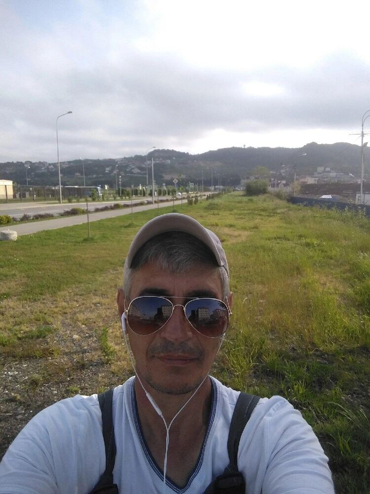  46068268  , 51 ,     