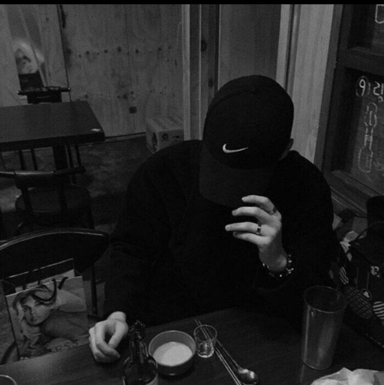  23621358  Nikita, 22 ,    