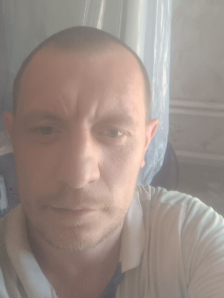  43934348  , 37 ,    