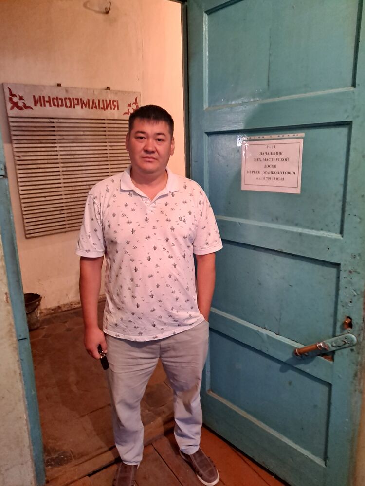  -,   Nurbek, 40 ,   c 