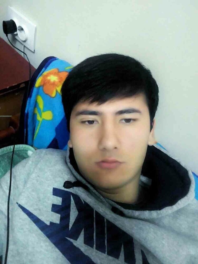 18593028  Shaxrik, 29 ,    