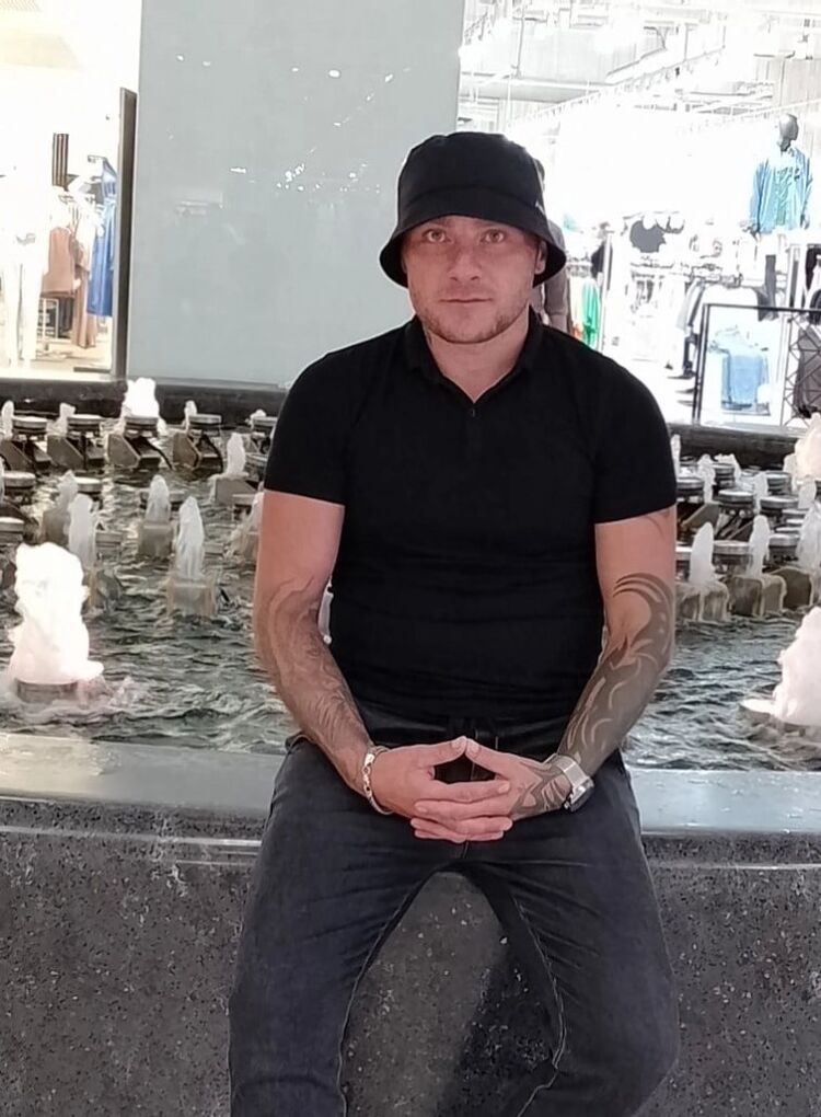  53205368  , 38 ,    --