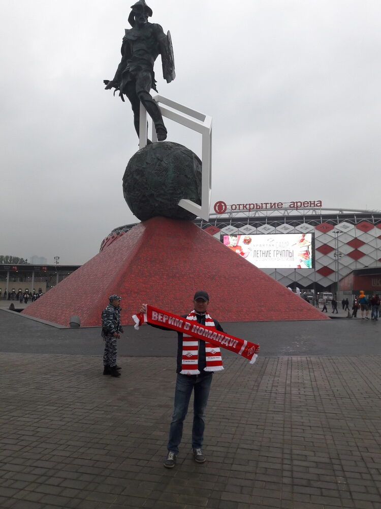  ,   Sergei, 45 ,   ,   , c 