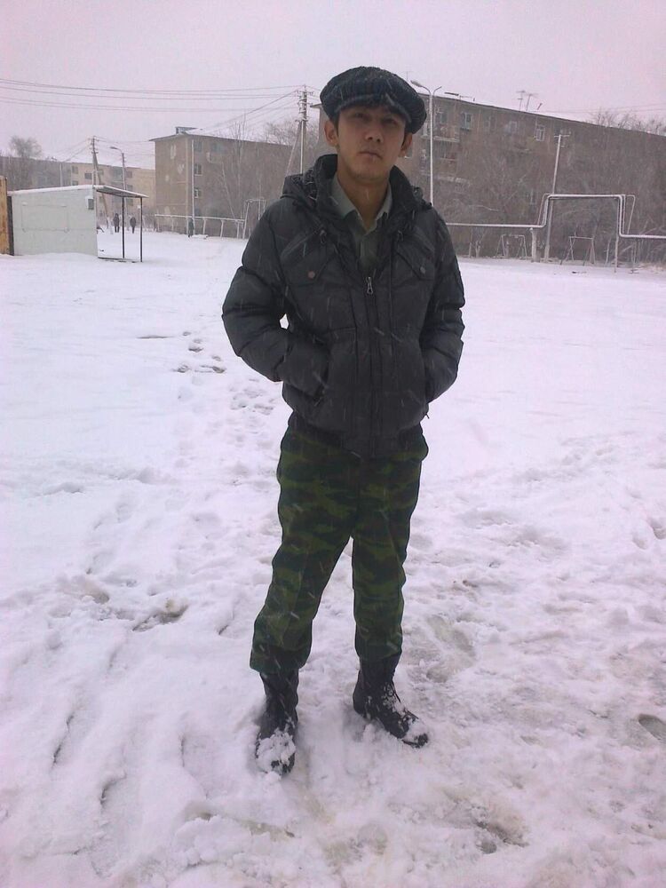  43249748  Miyras, 33 ,    