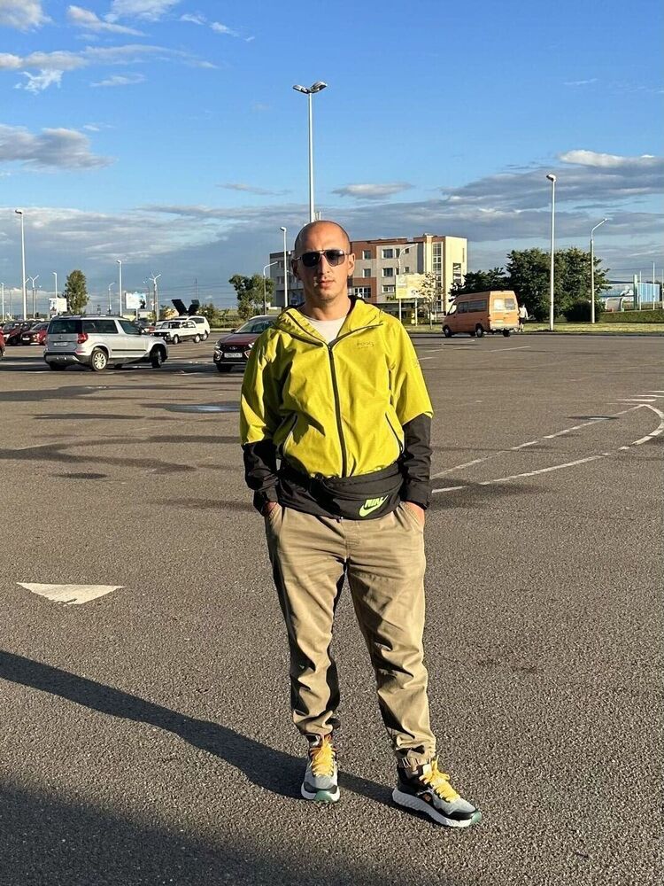  47270958  Vasil_Oliver, 36 ,    