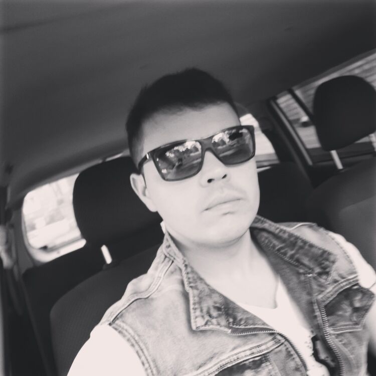  9923018  , 32 ,    