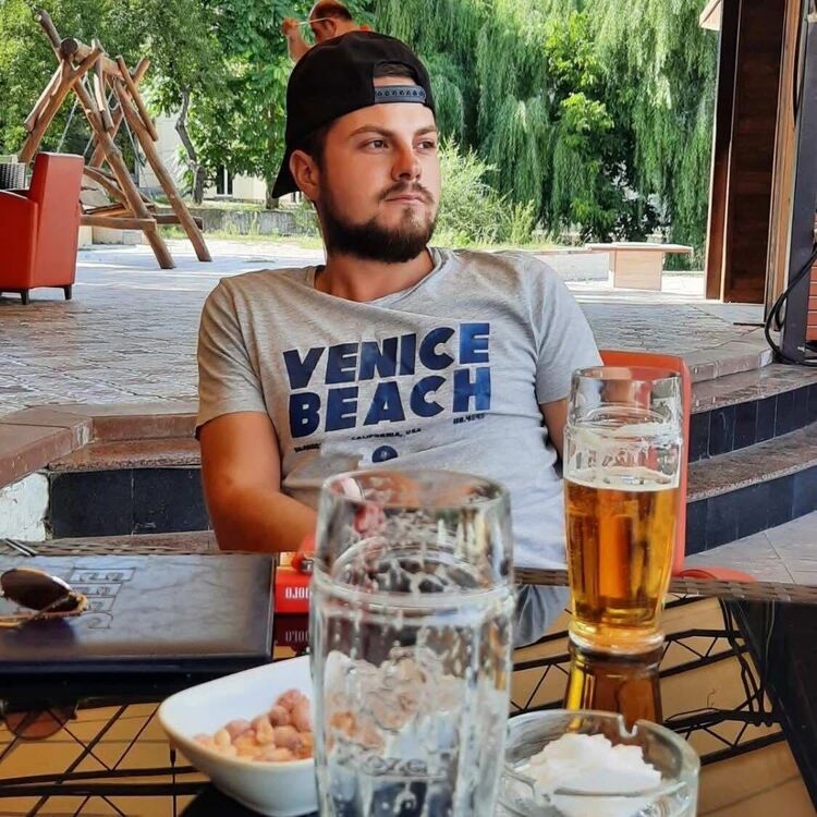  ,   Gheorghe, 29 ,   ,   