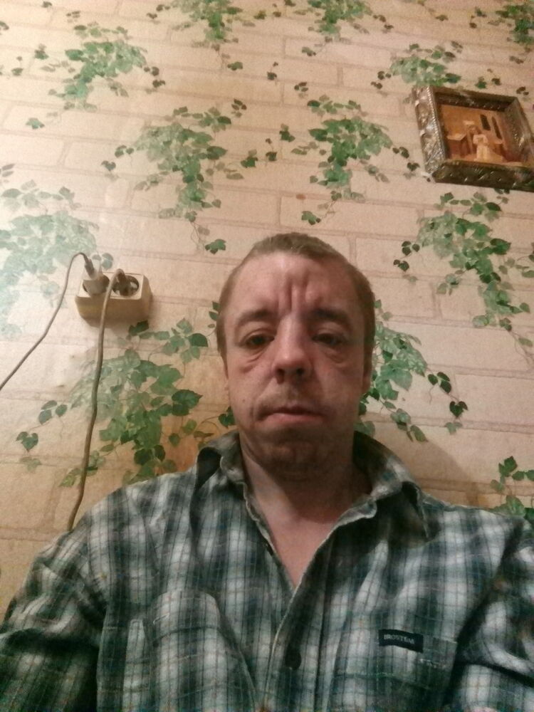  13807648  Alecsei, 42 ,    