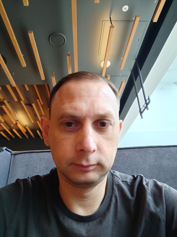  30516478  , 39 ,    