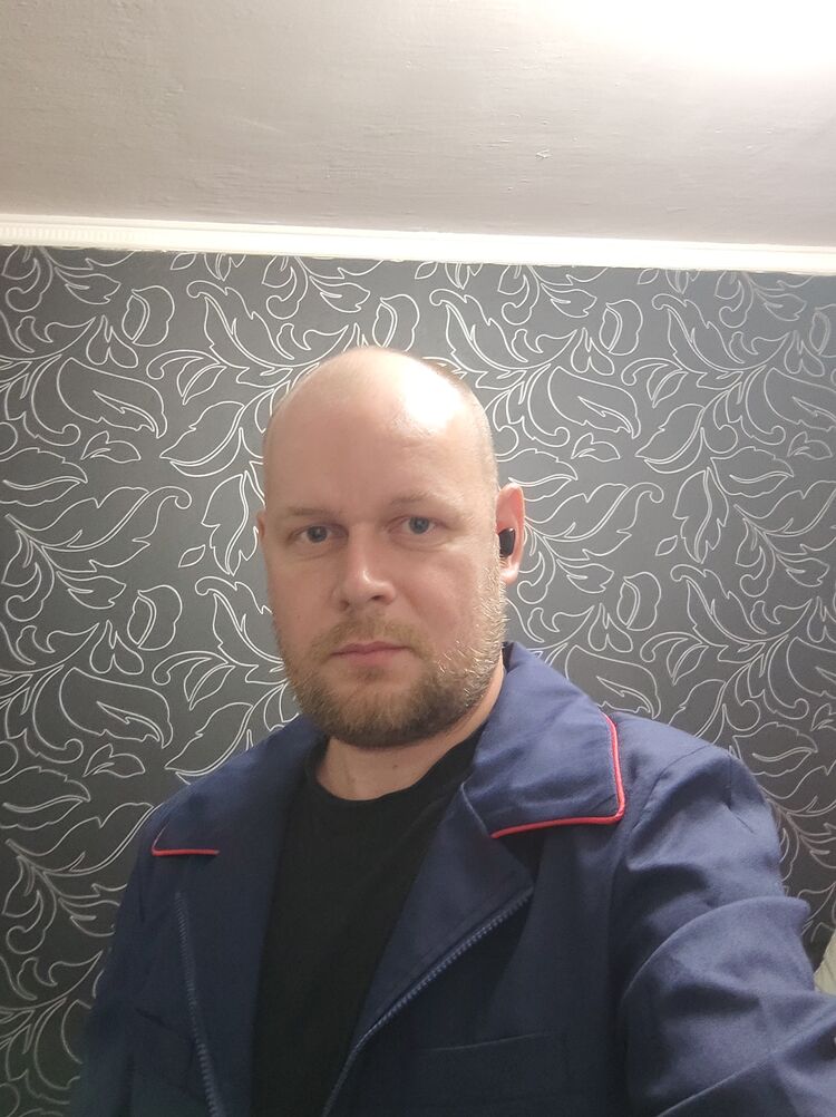  49252138  , 37 ,    