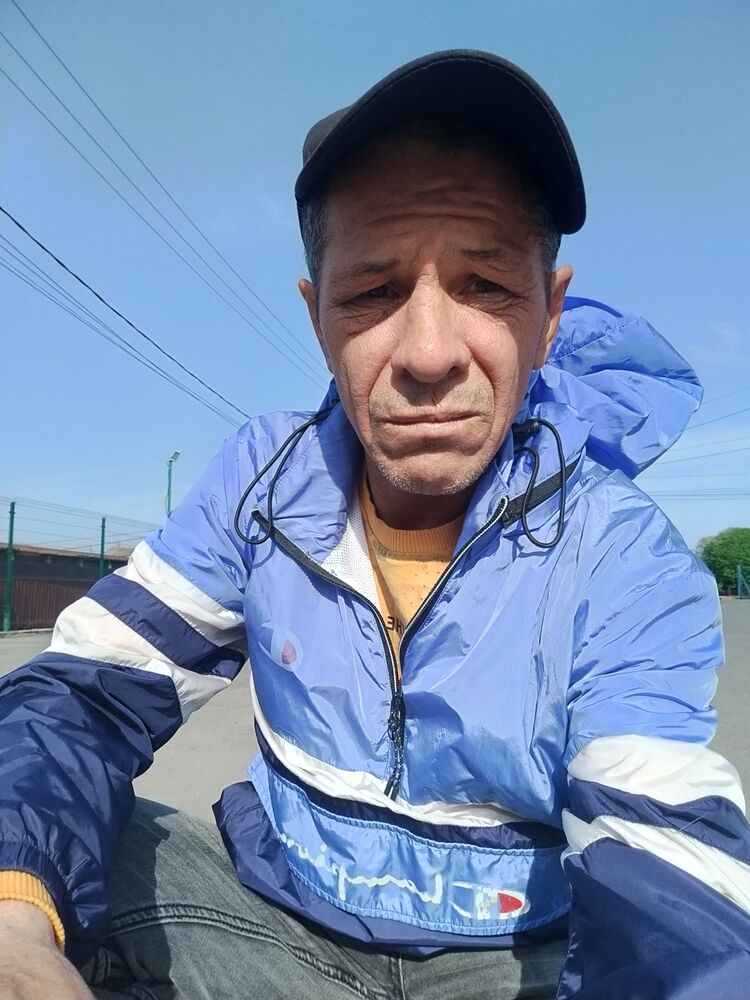  40652418  , 55 ,    