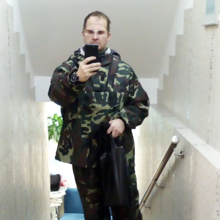  24484948  , 46 ,    