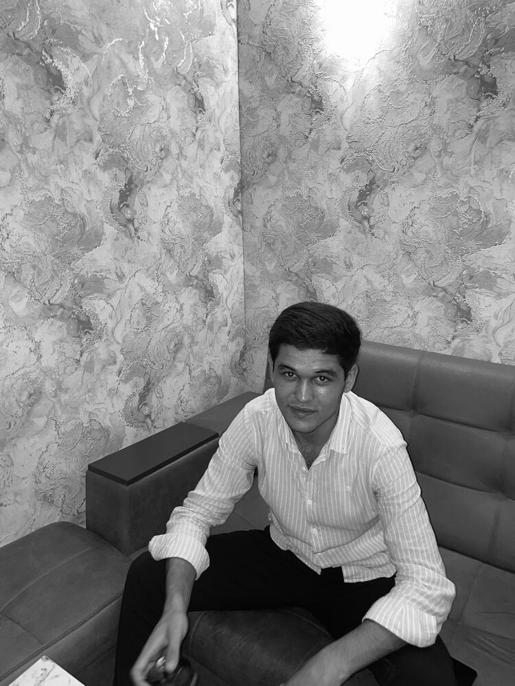  53794188  Abdulatif, 24 ,    
