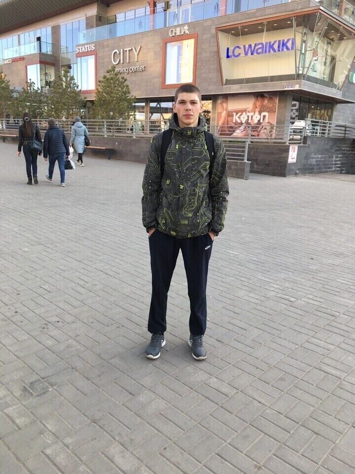  20581098  , 23 ,    
