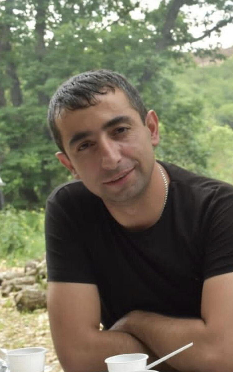 ���� 54898198 ������� S S, 35 ���, ���� ���������� � �������