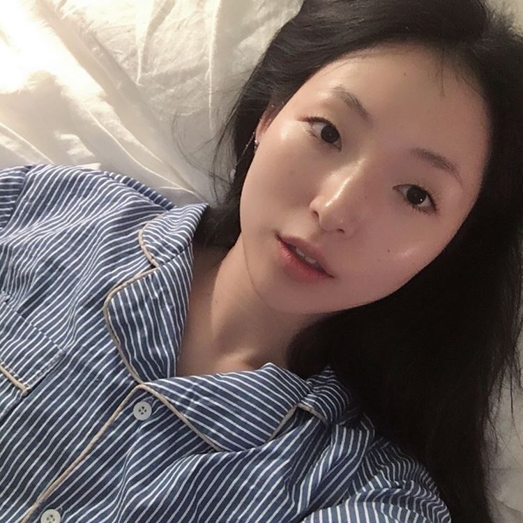  ,   Zalli, 27 ,   ,   , c 