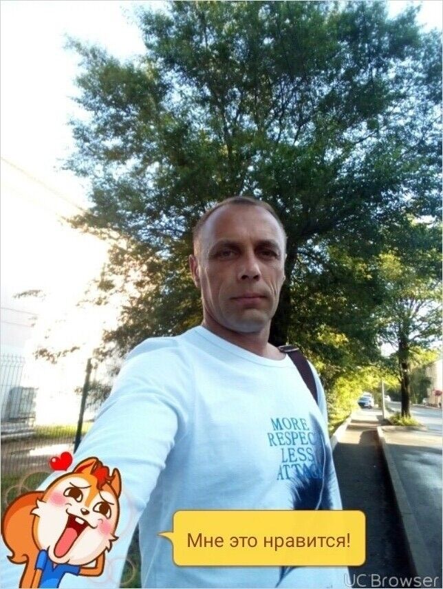  12827988  Serh, 49 ,    