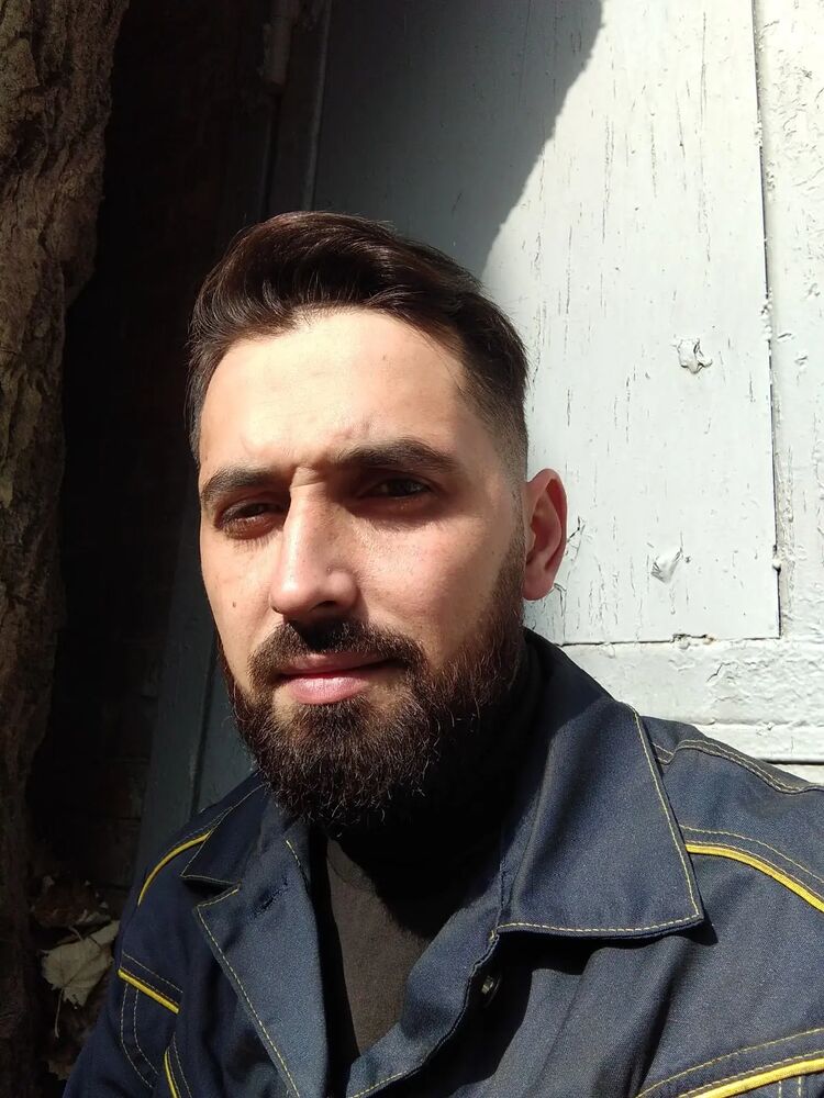  39345028  Ivan, 35 ,    --