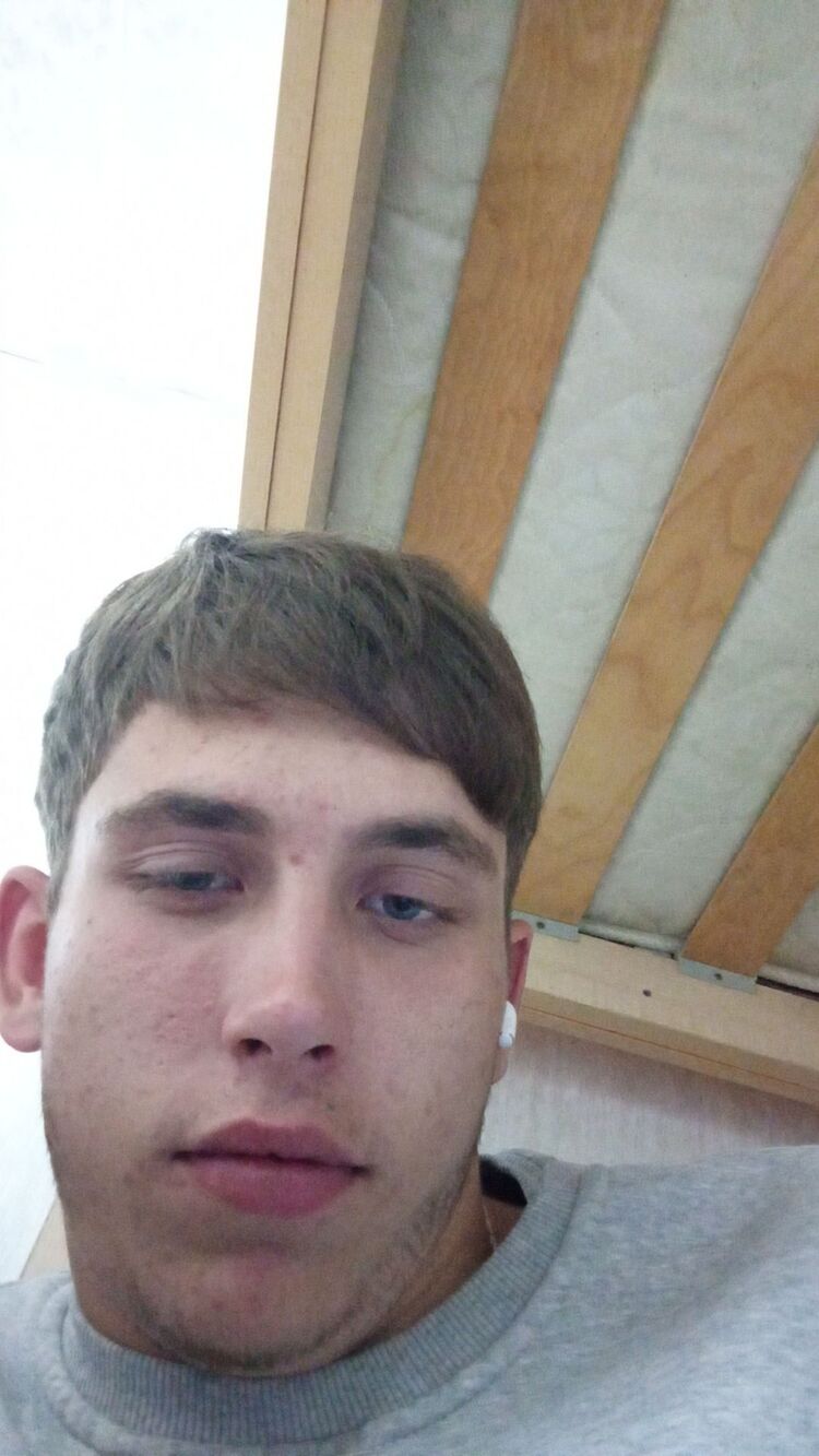  52912898  , 19 ,    