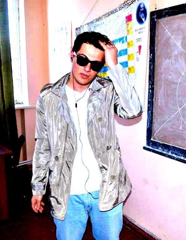  7475268  Ucha, 29 ,    