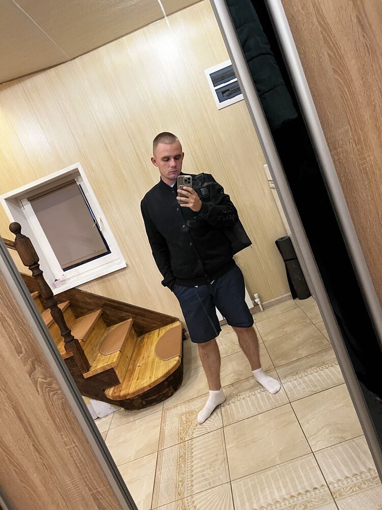  37366578  , 27 ,    
