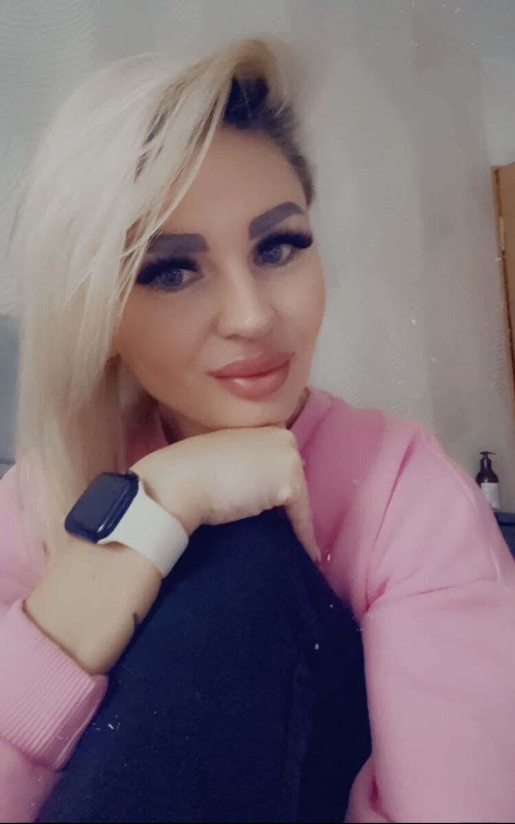  54041618  Elena, 39 ,    --