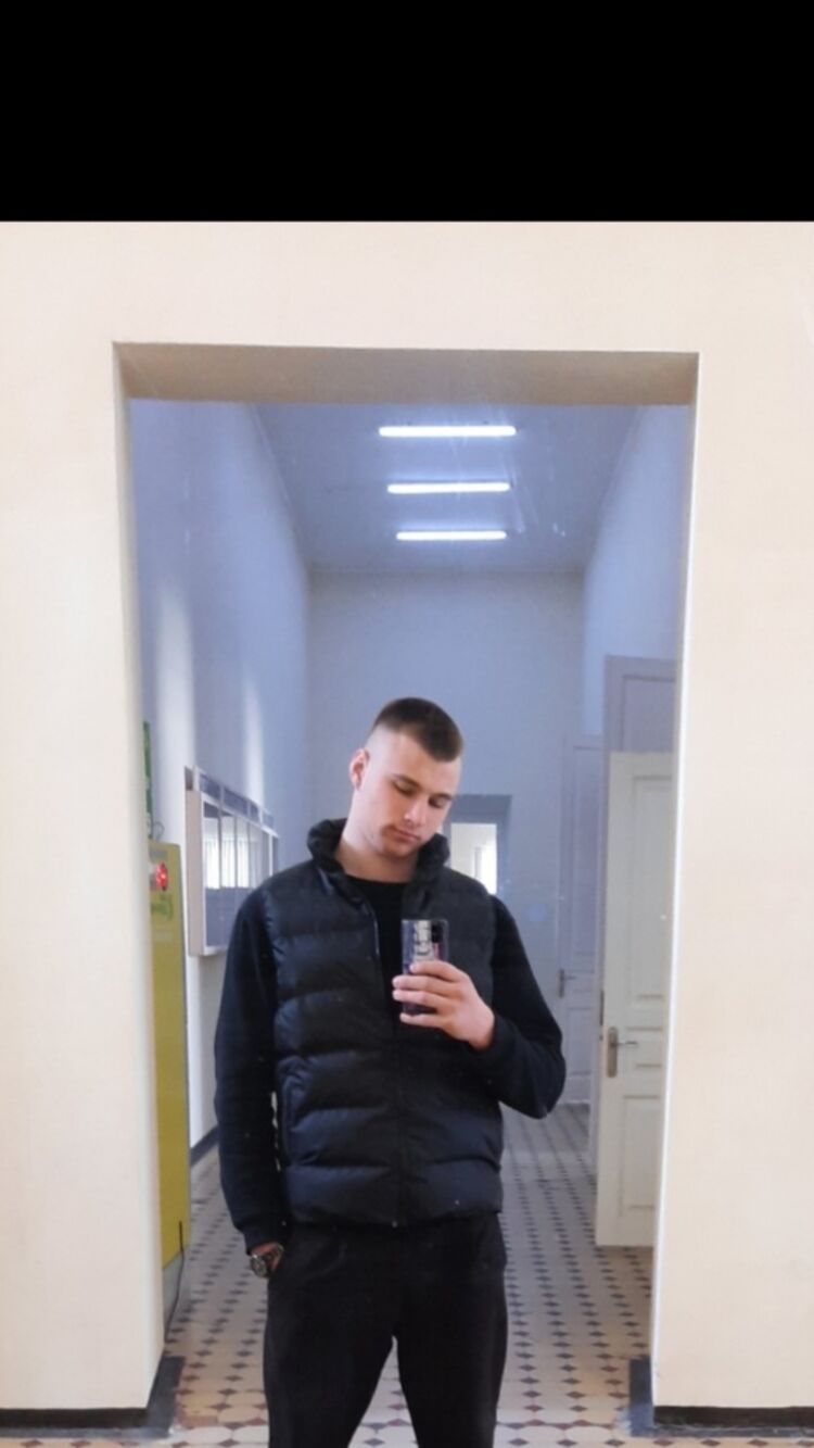  29981888  , 22 ,    