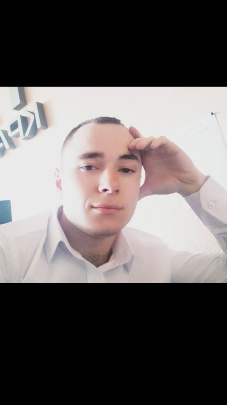  37314378  ZHENYA, 28 ,    