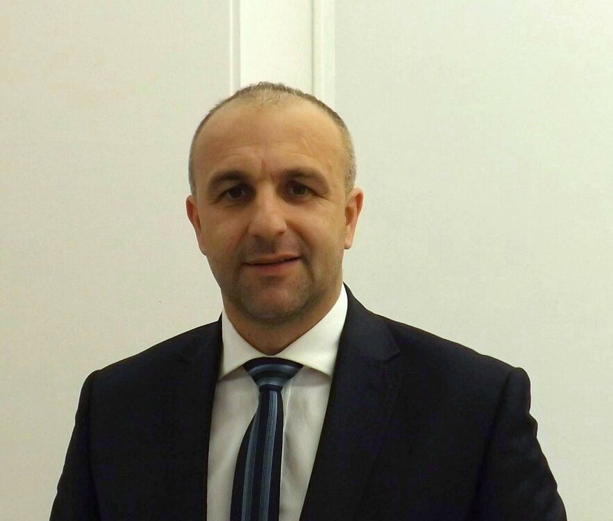 ���� 18471538 ������� Jones Zubral, 59 ���, ���� ���������� � �����-����������