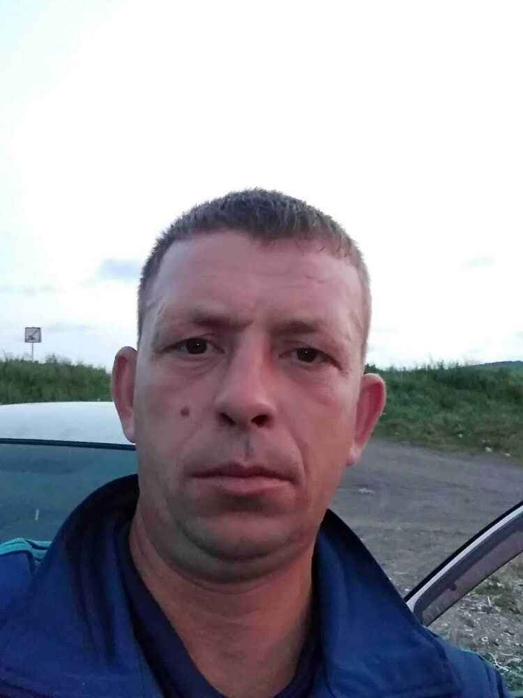  42493468  , 44 ,    