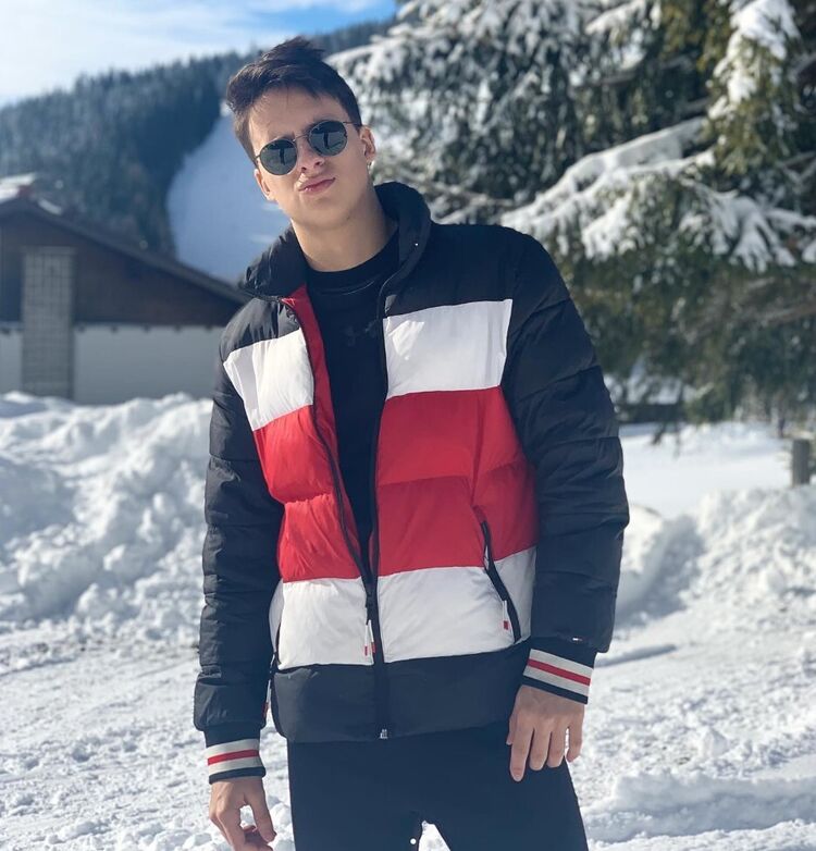  53914758  , 29 ,    -