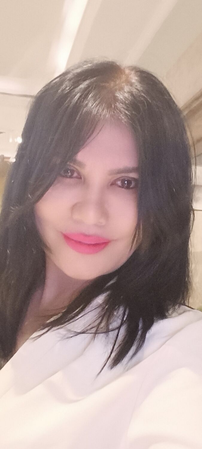  ,   Liliya, 35 ,   ,   
