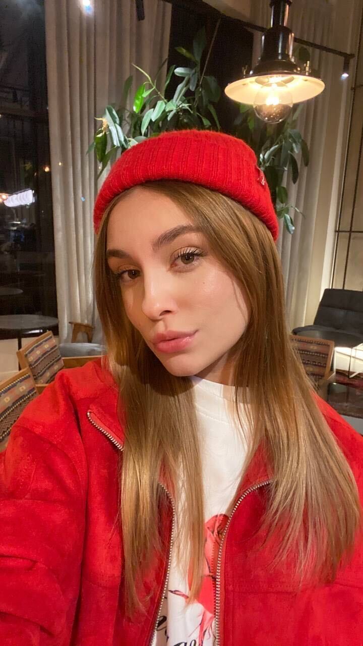  54648958  , 21 ,    --