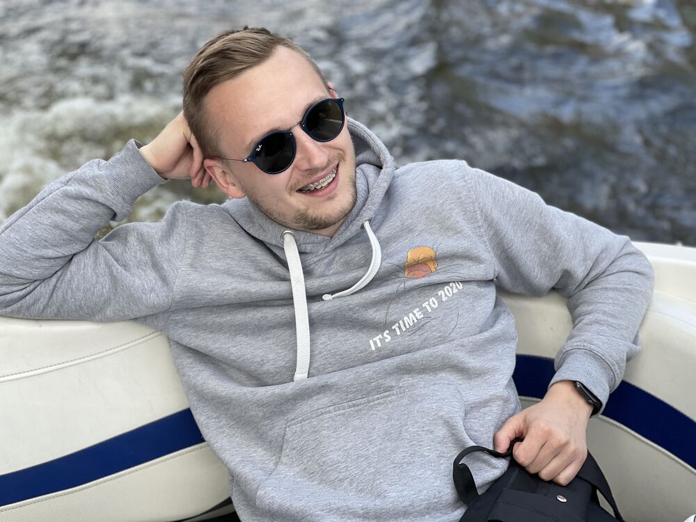  ,   Vadim, 31 ,   