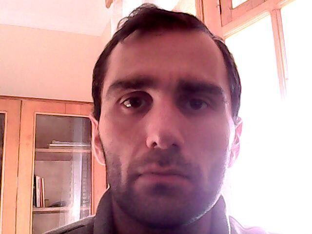  16281408  Irakli, 38 ,    