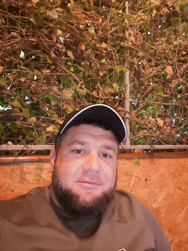  34695678  , 38 ,    --