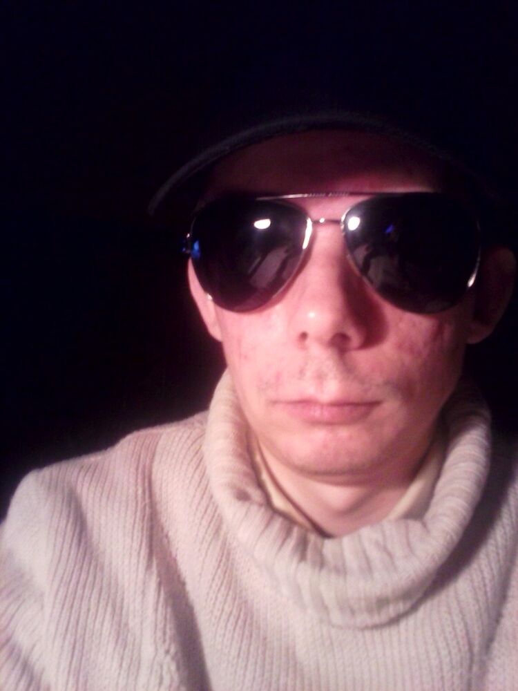  ,   Maksim, 46 ,   ,   , c , 