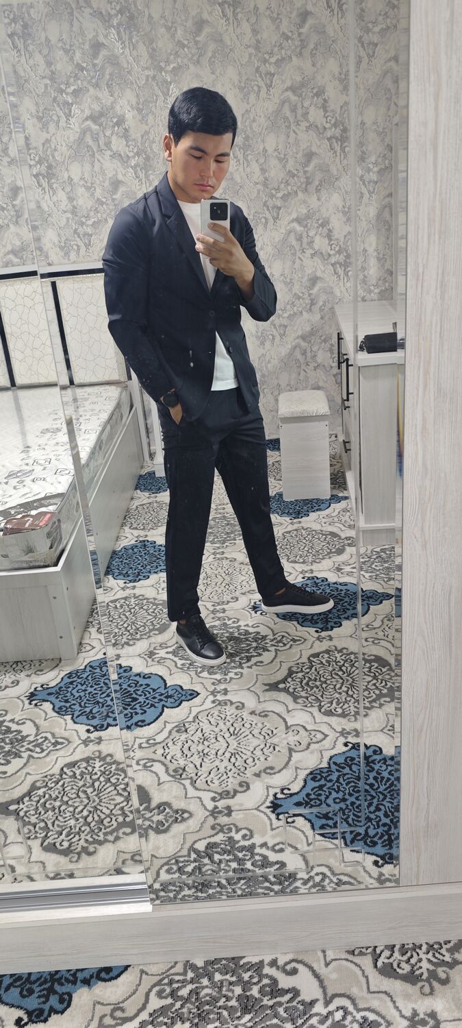  53608608  Shukurilo, 23 ,    