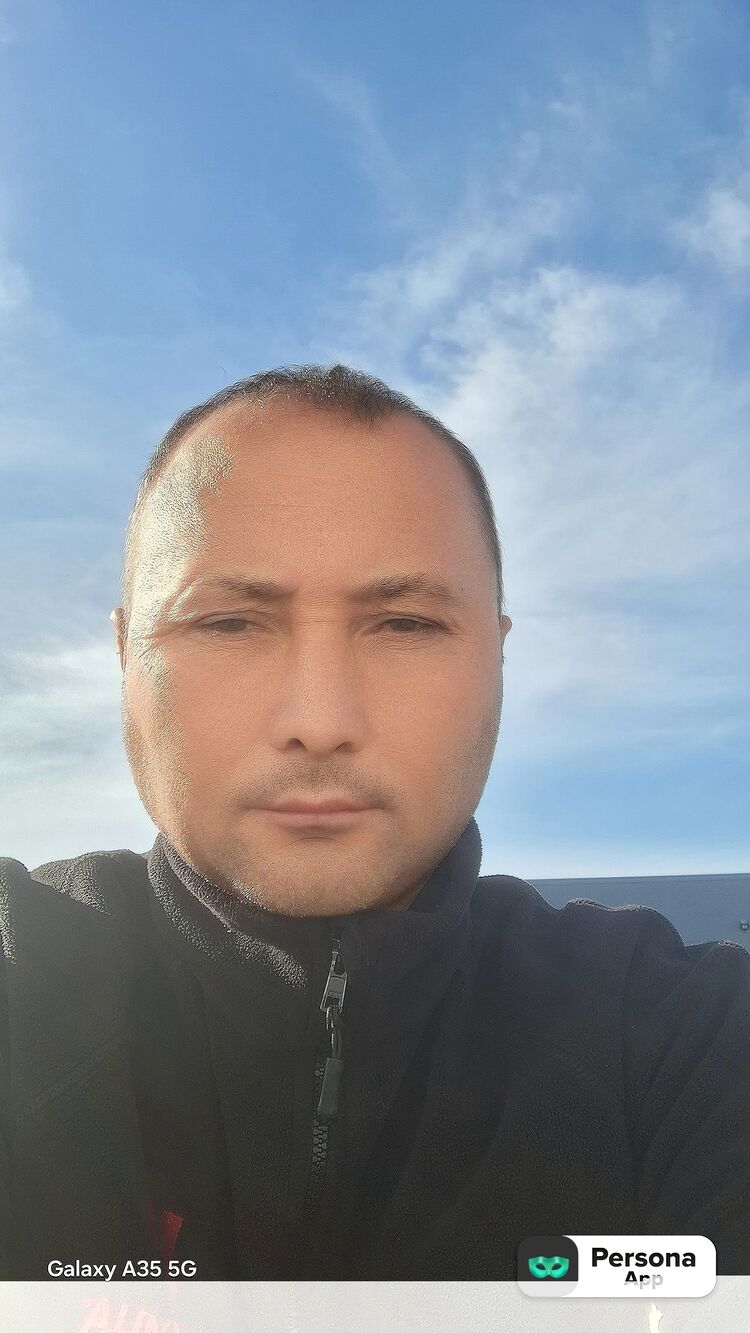  53774588  Akromjon, 49 ,    -