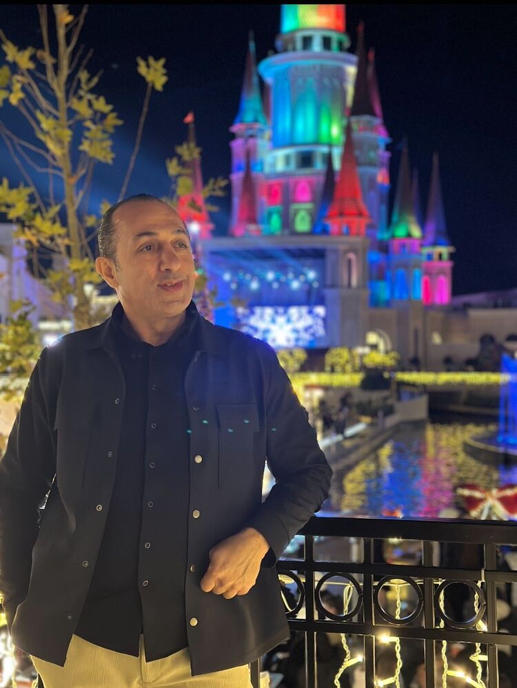  49601788  Tuncay, 50 ,    