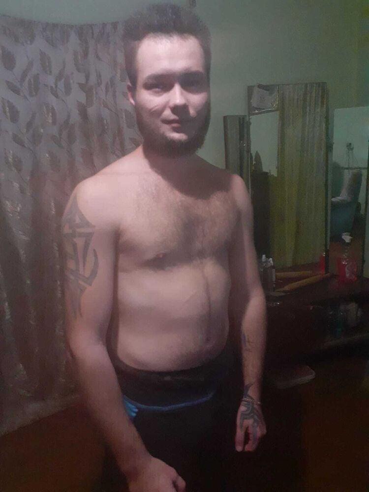  33442268  , 28 ,    