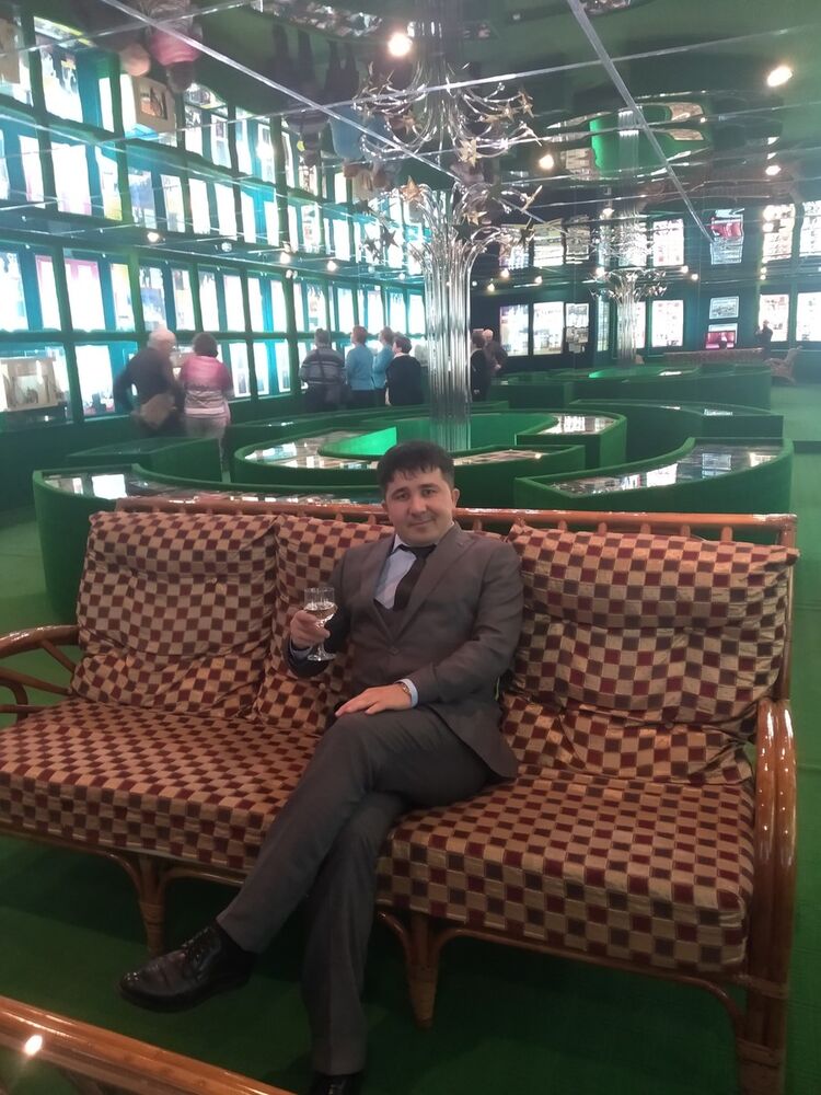  ,   Aziz, 37 ,   ,   , c , 