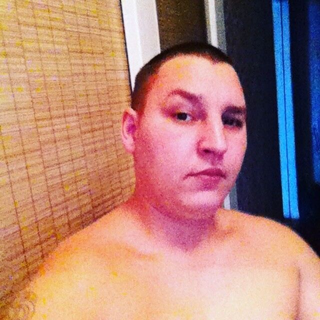  10128298  Leonid, 36 ,    